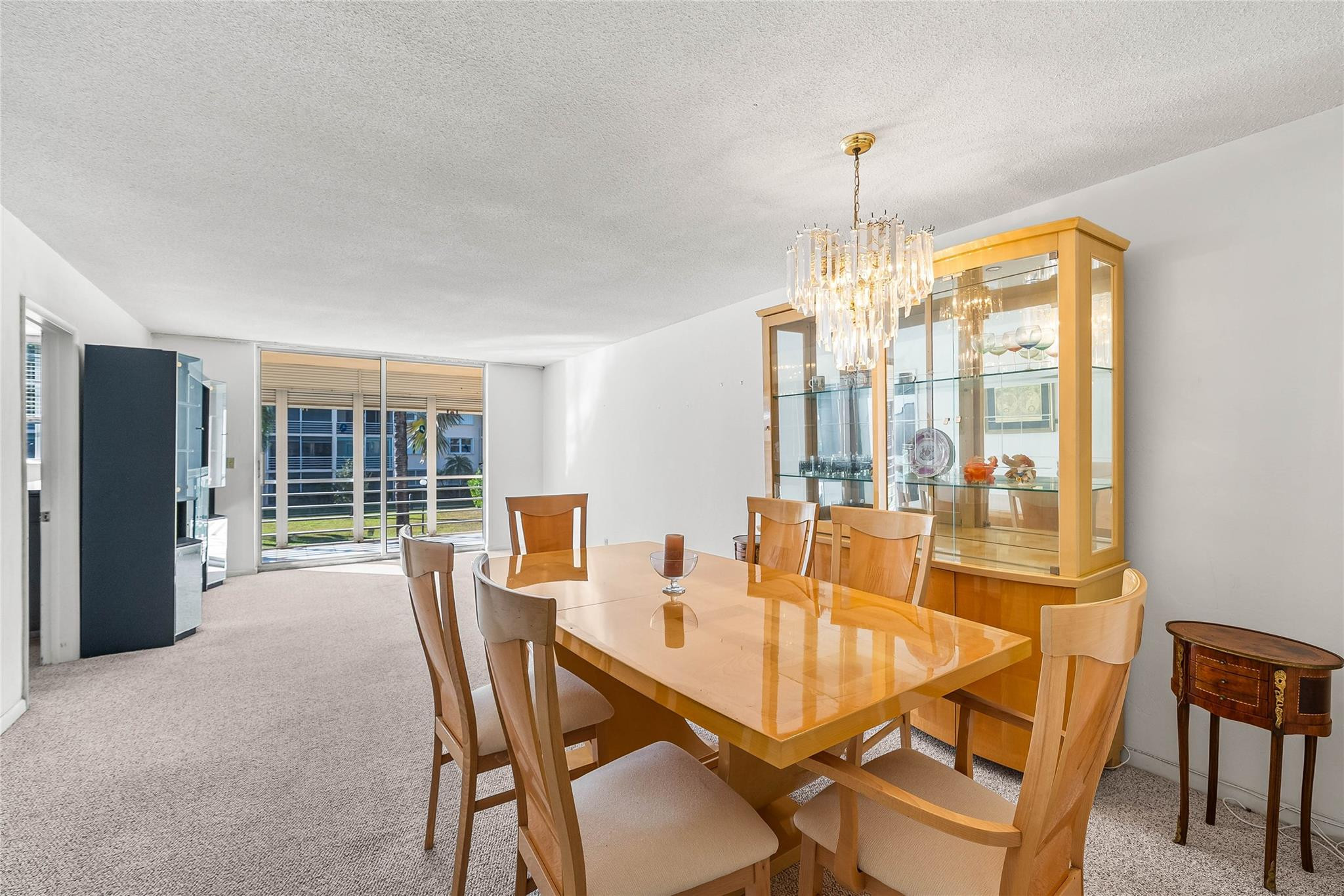 Lighthouse Point Plaza - Residential