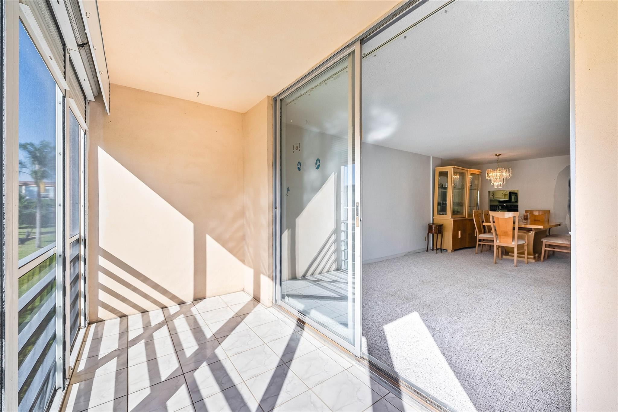 Lighthouse Point Plaza - Residential