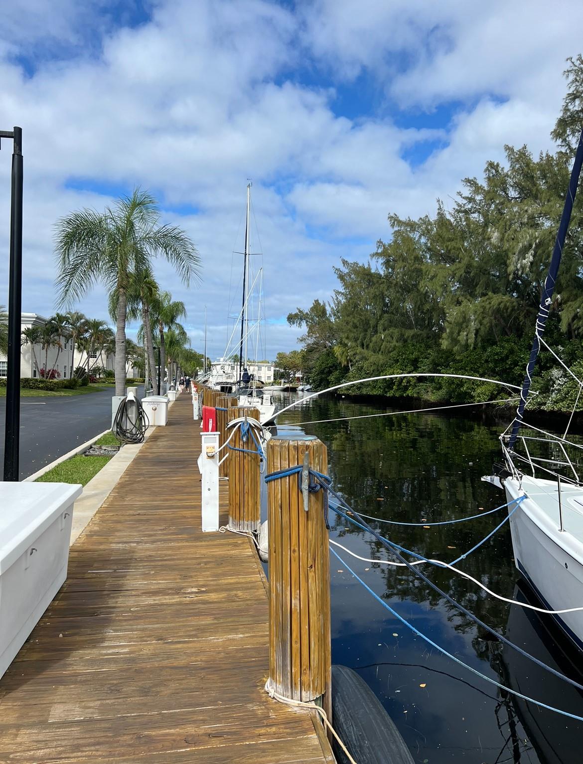 6447 Bay Club Dr 2