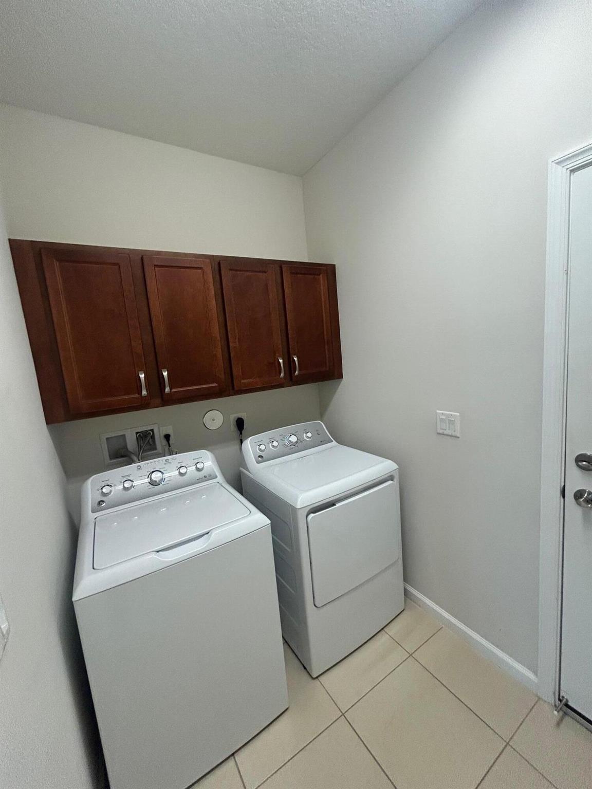 LAKEPARK AT TRADITION PLA - Residential Lease