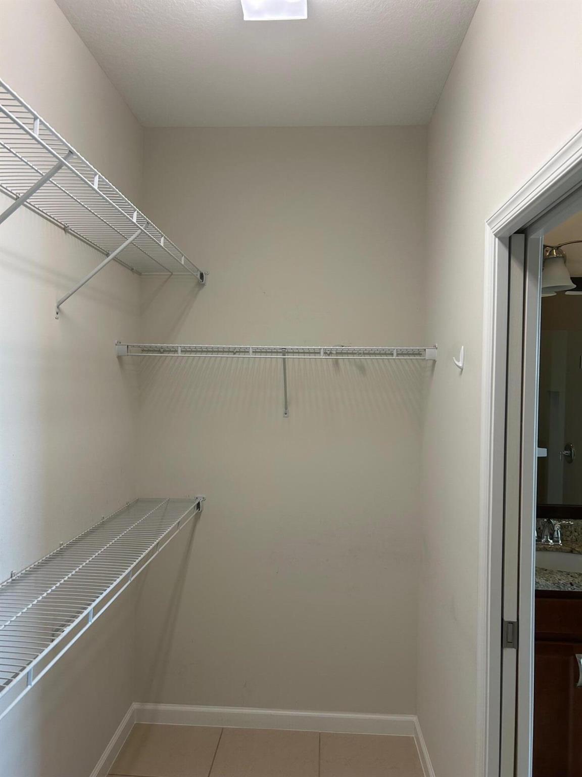 LAKEPARK AT TRADITION PLA - Residential Lease