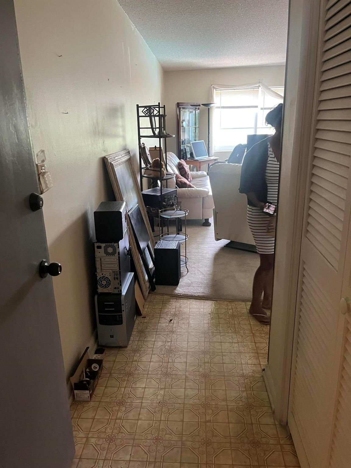 659 W Oakland Park Boulevard 206c