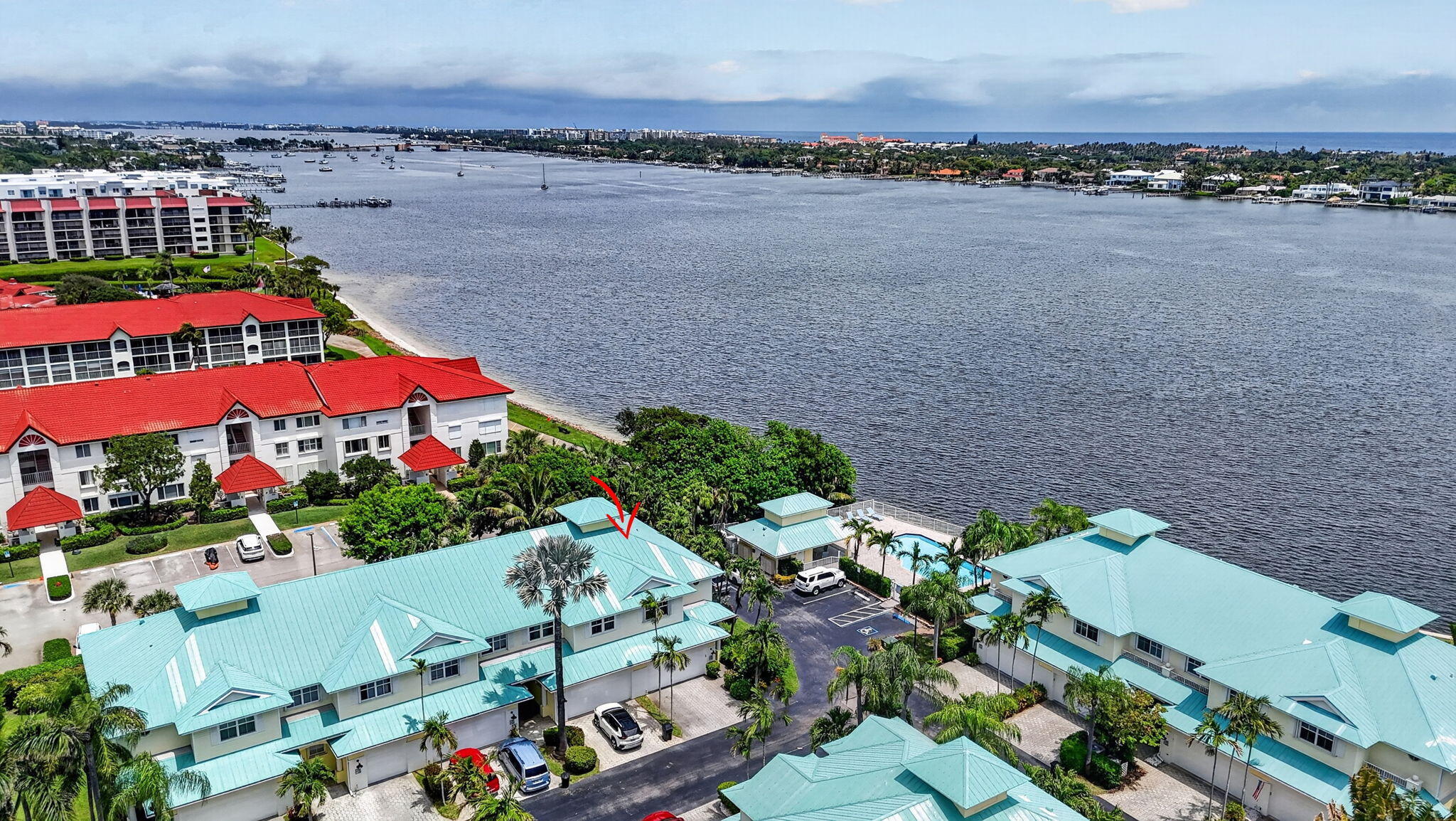 BAREFOOT COVE TOWNHOMES - Residential
