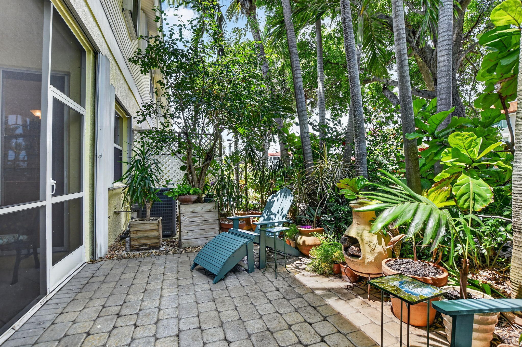 BAREFOOT COVE TOWNHOMES - Residential