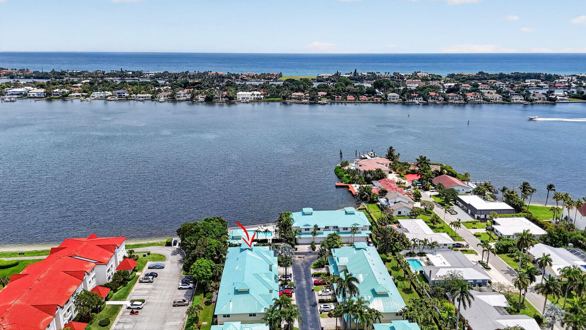 BAREFOOT COVE TOWNHOMES - Residential