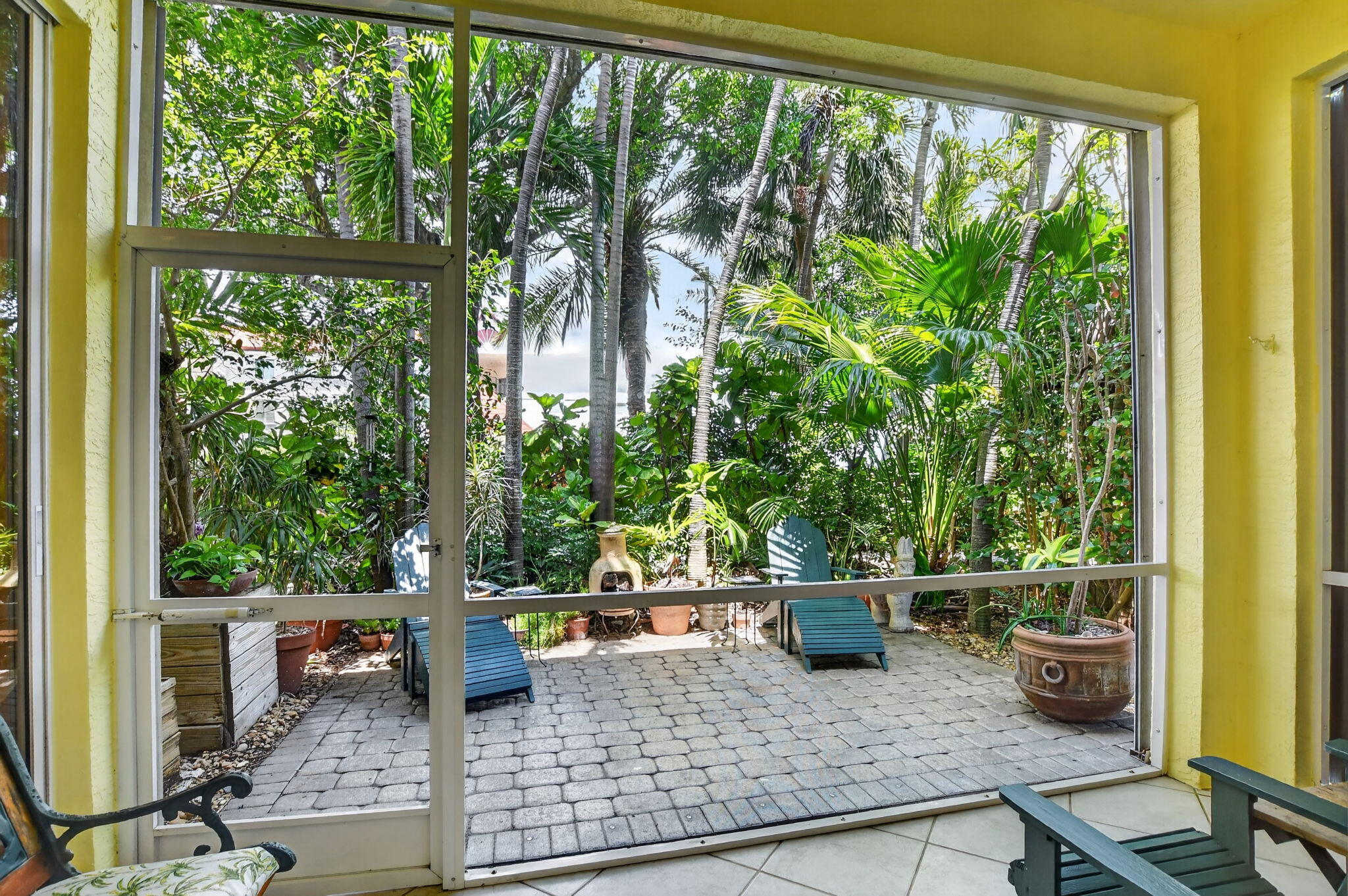 BAREFOOT COVE TOWNHOMES - Residential