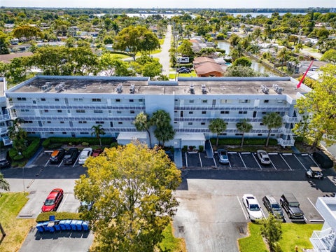 Photo of 119 ROYAL PARK Drive #4H, Oakland Park, FL 33309 (MLS # B26076202)