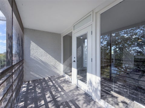 Tiny photo for 119 ROYAL PARK Drive #4H, Oakland Park, FL 33309 (MLS # B26076202)