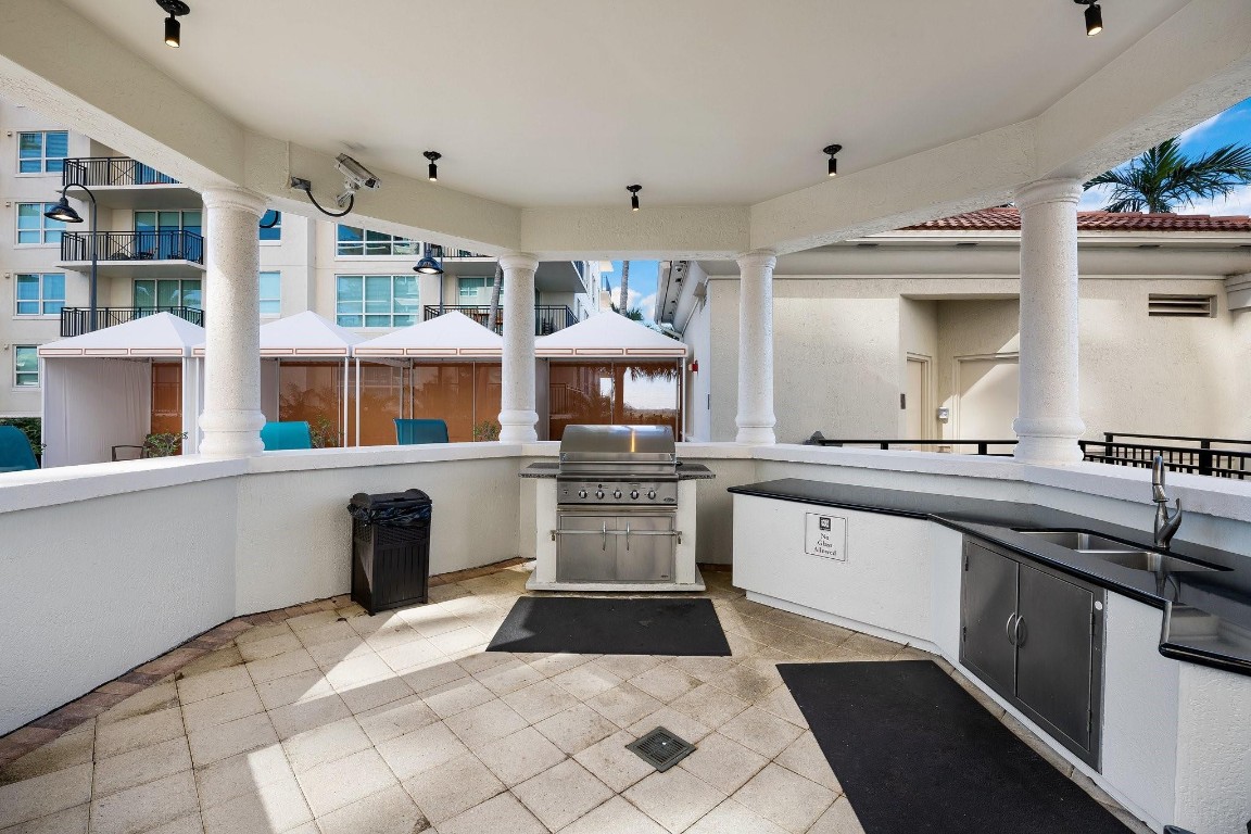 SYMPHONY CONDO - Residential