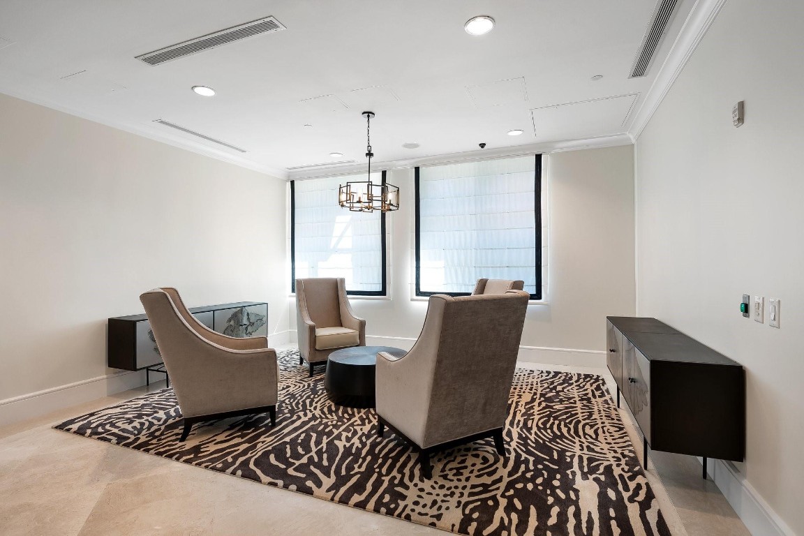 SYMPHONY CONDO - Residential