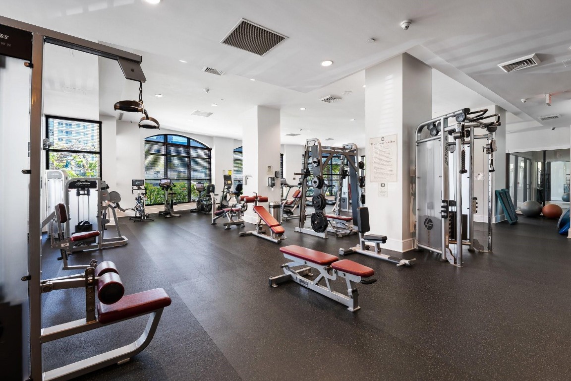 SYMPHONY CONDO - Residential