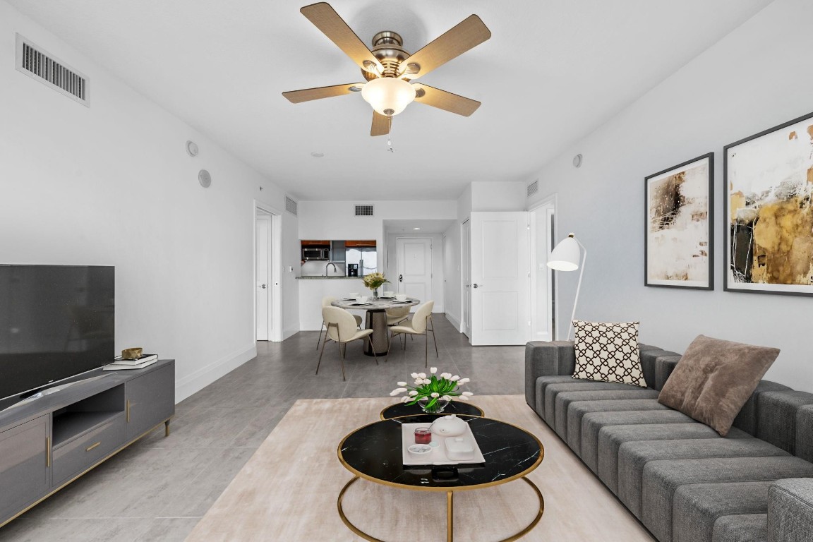 SYMPHONY CONDO - Residential