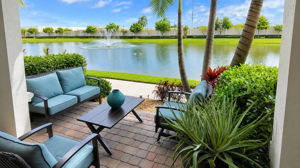 Photo of 4218 N Dixie Highway #63, Oakland Park, FL 33334 (MLS # B26044348)