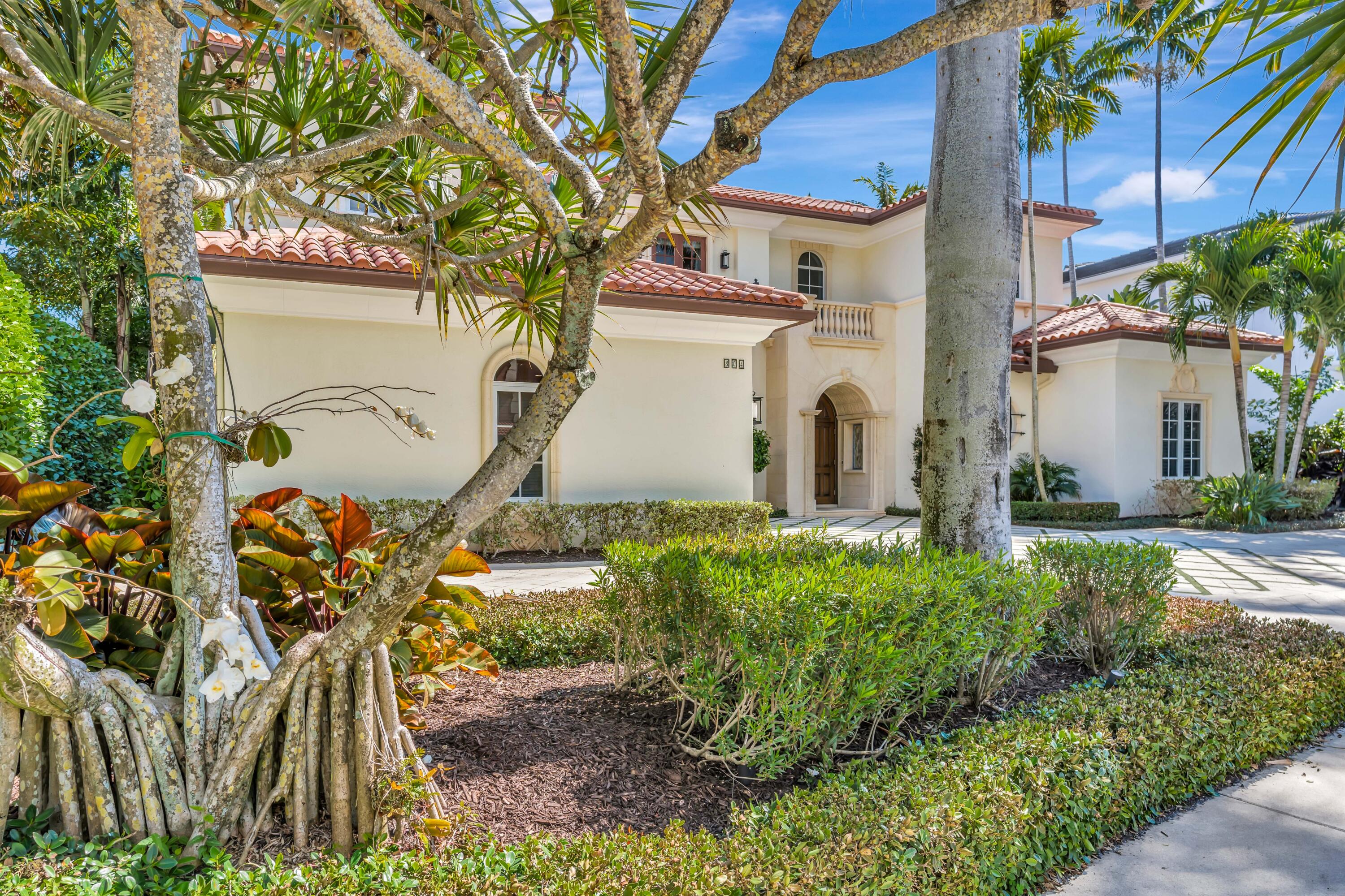 HARBOUR ISLES - Residential