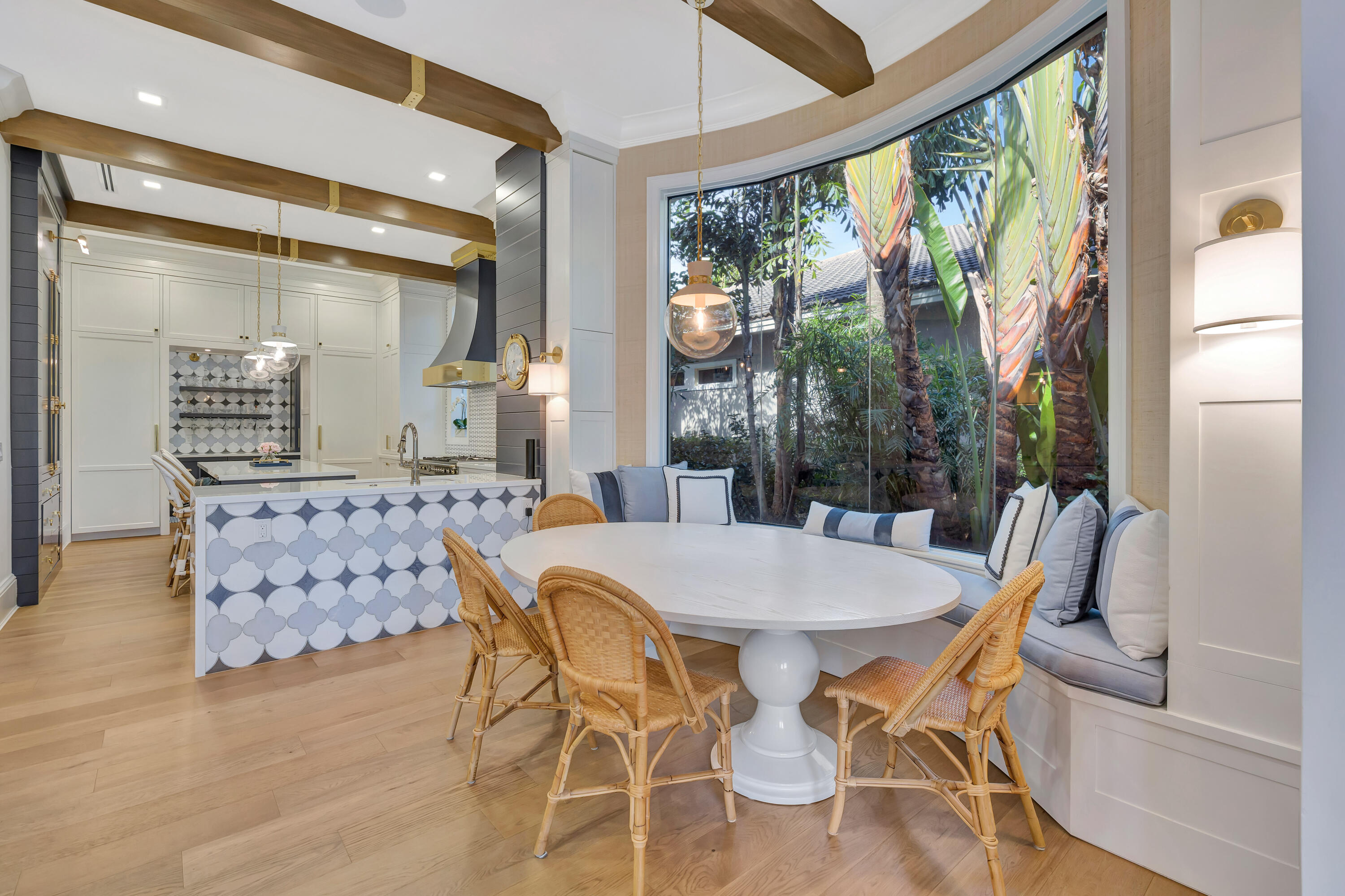 HARBOUR ISLES - Residential