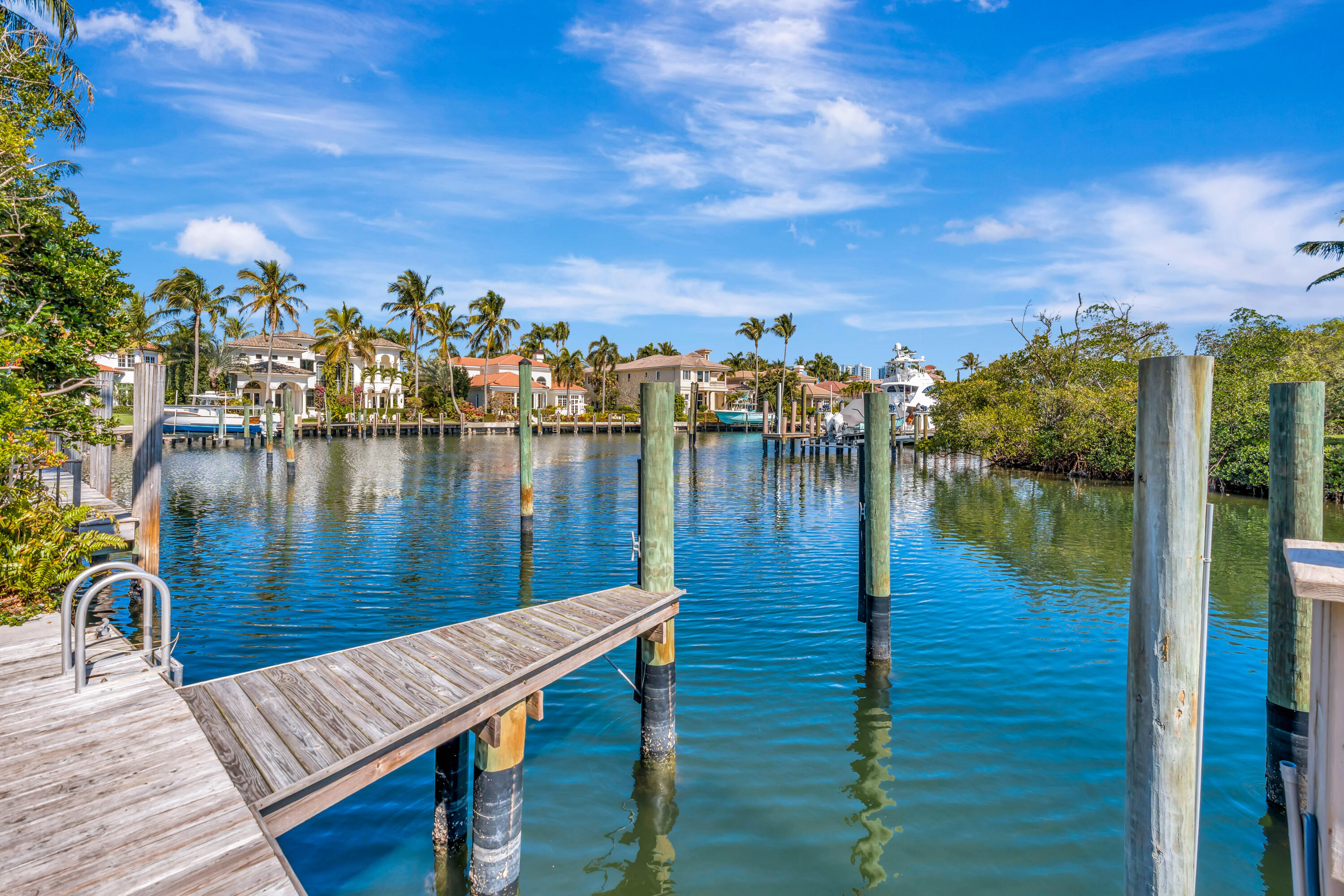 HARBOUR ISLES - Residential