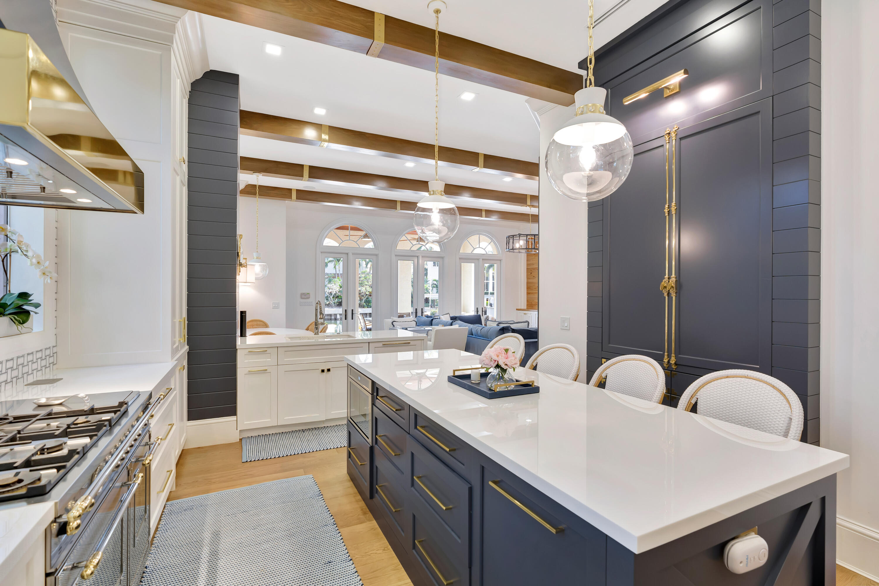 HARBOUR ISLES - Residential