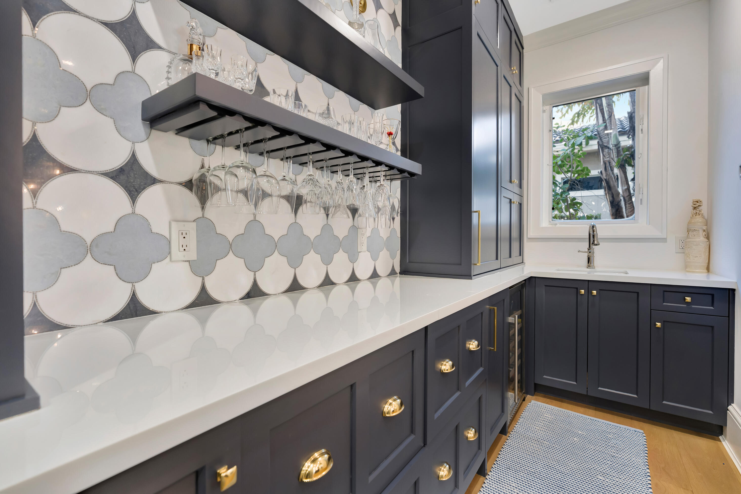 HARBOUR ISLES - Residential