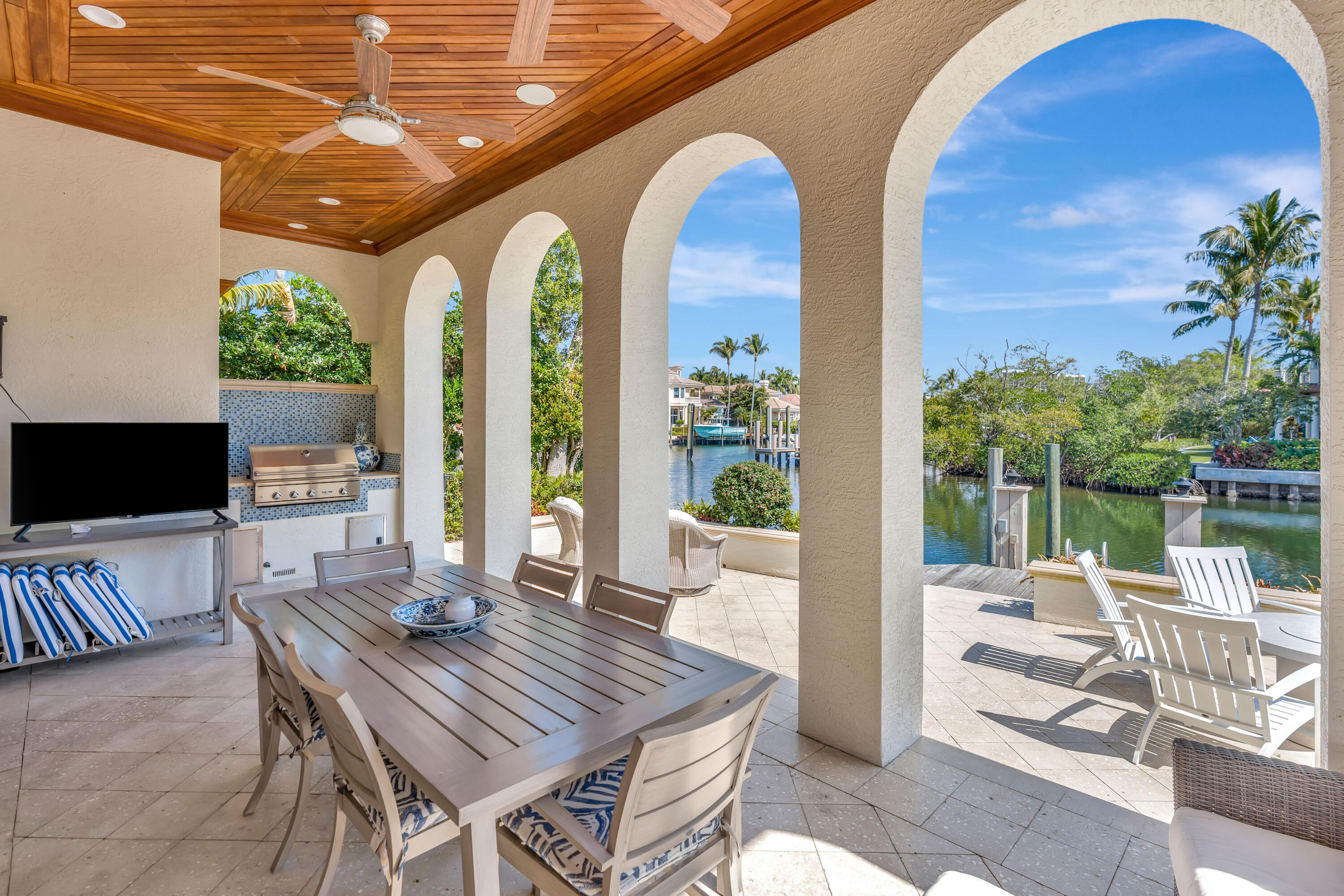 HARBOUR ISLES - Residential