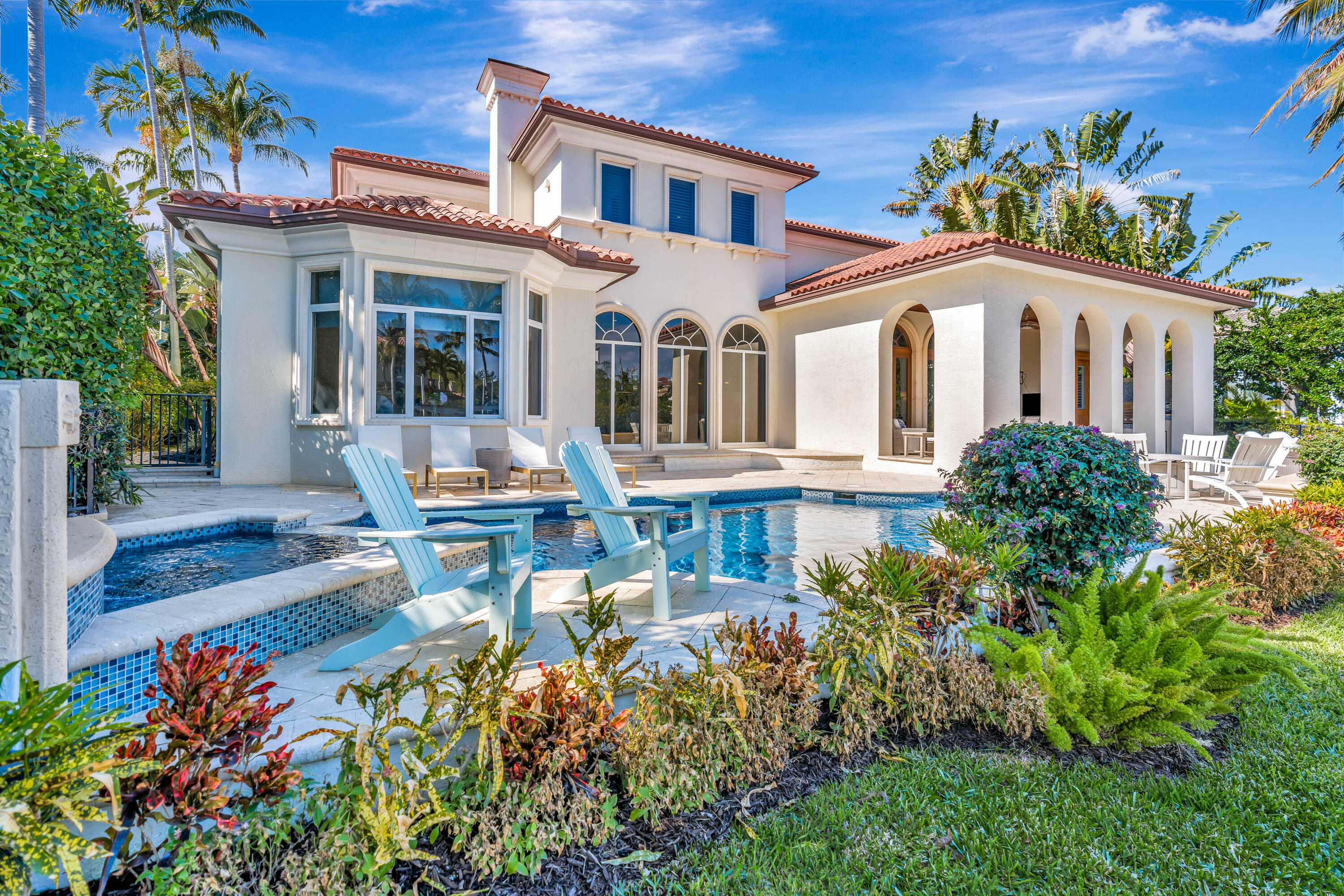 HARBOUR ISLES - Residential