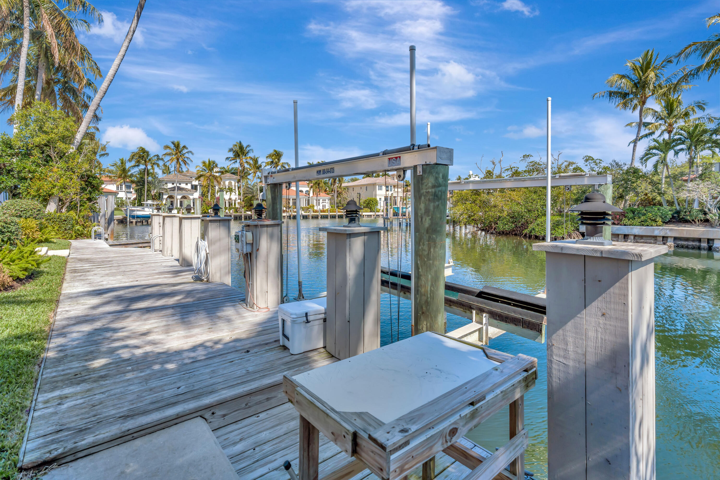 HARBOUR ISLES - Residential