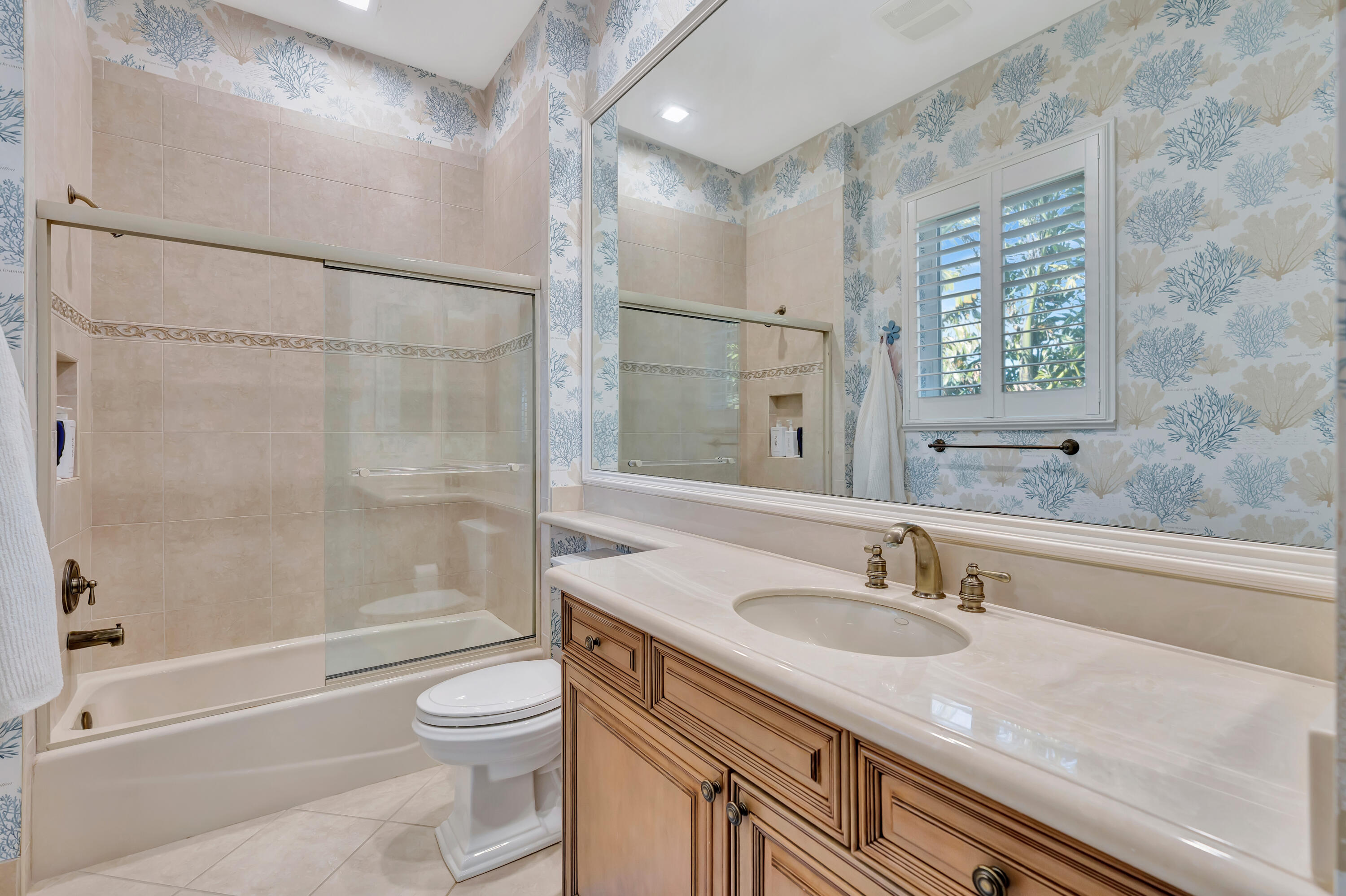 HARBOUR ISLES - Residential