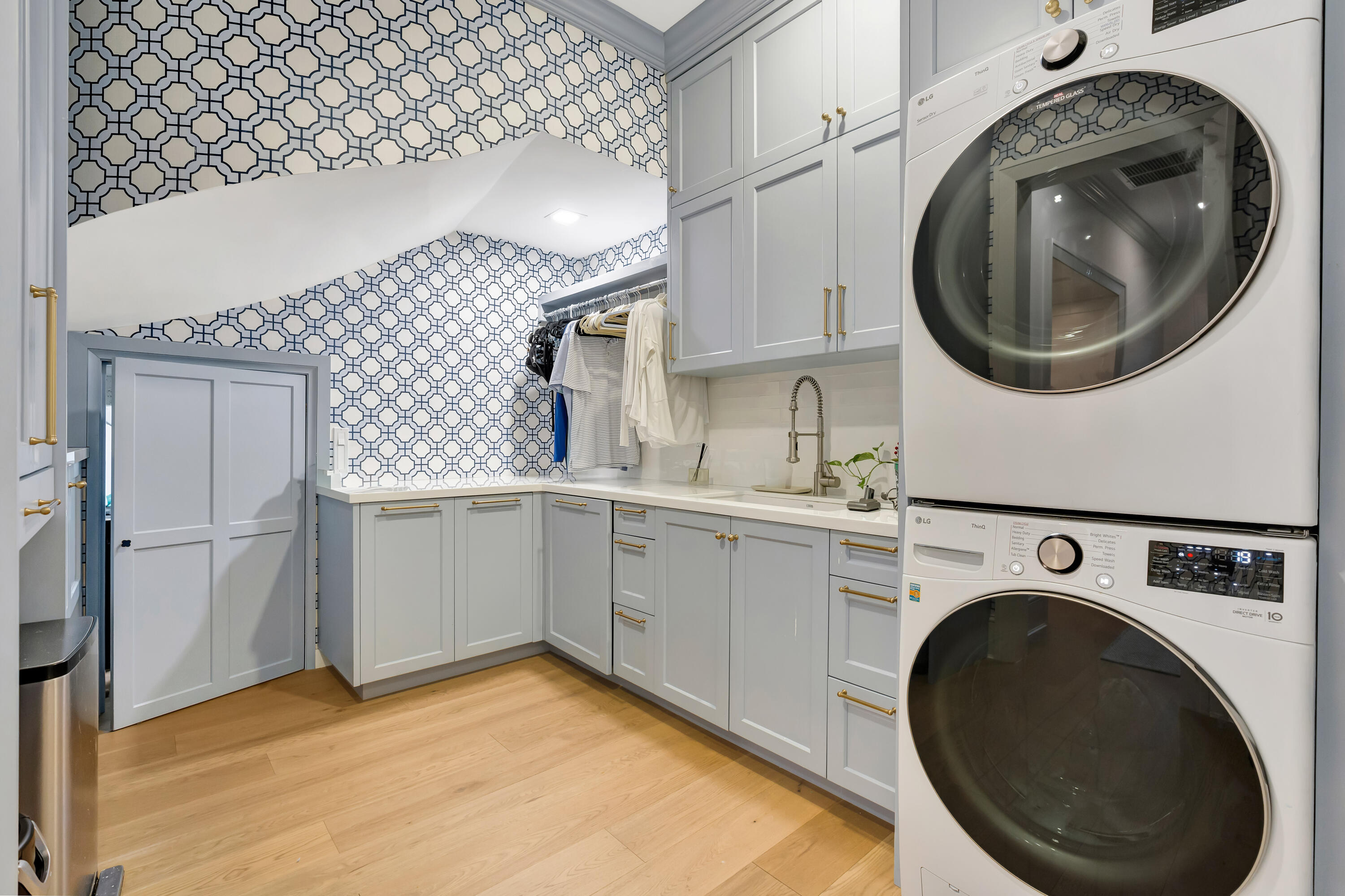 HARBOUR ISLES - Residential