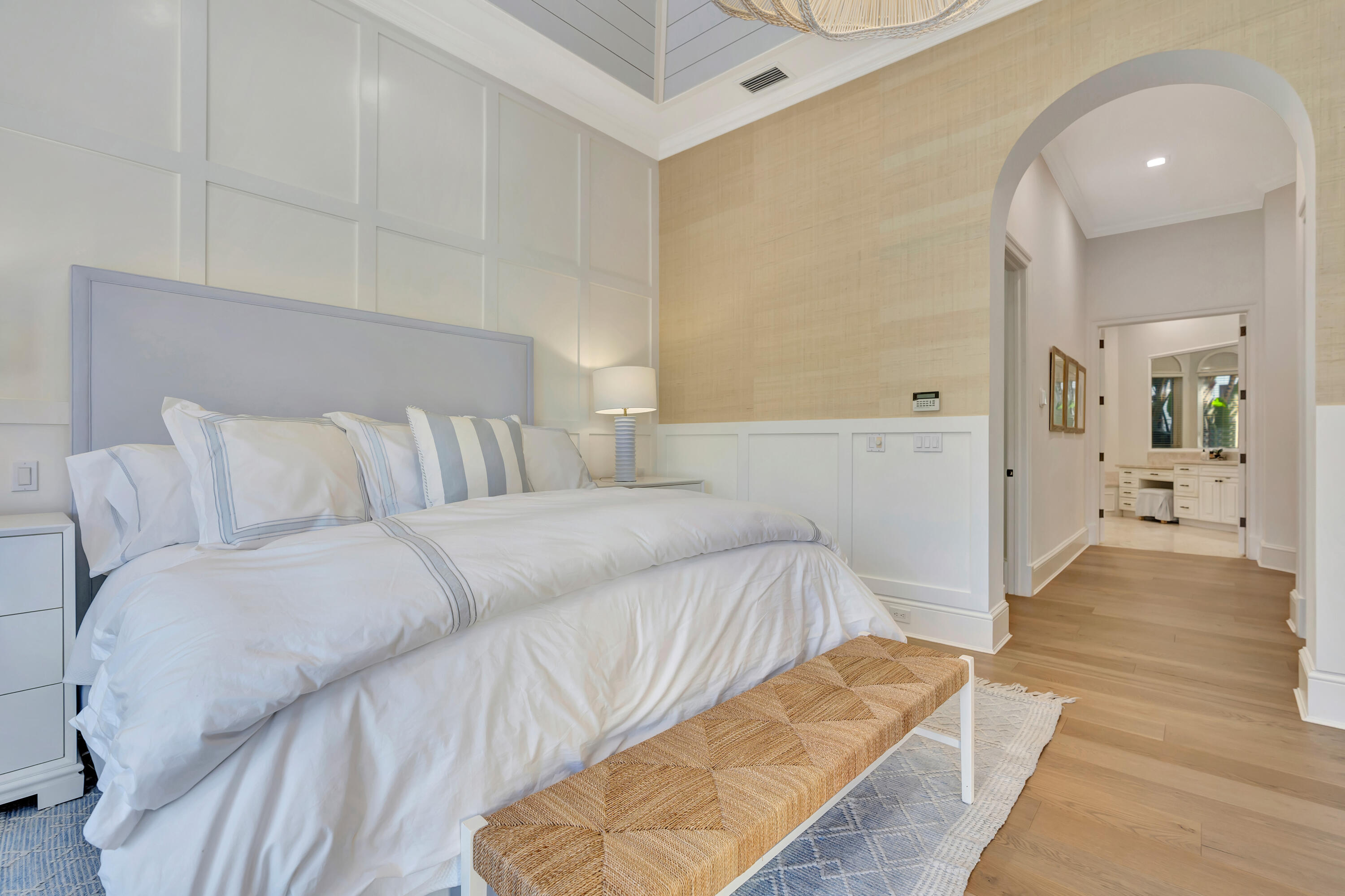 HARBOUR ISLES - Residential