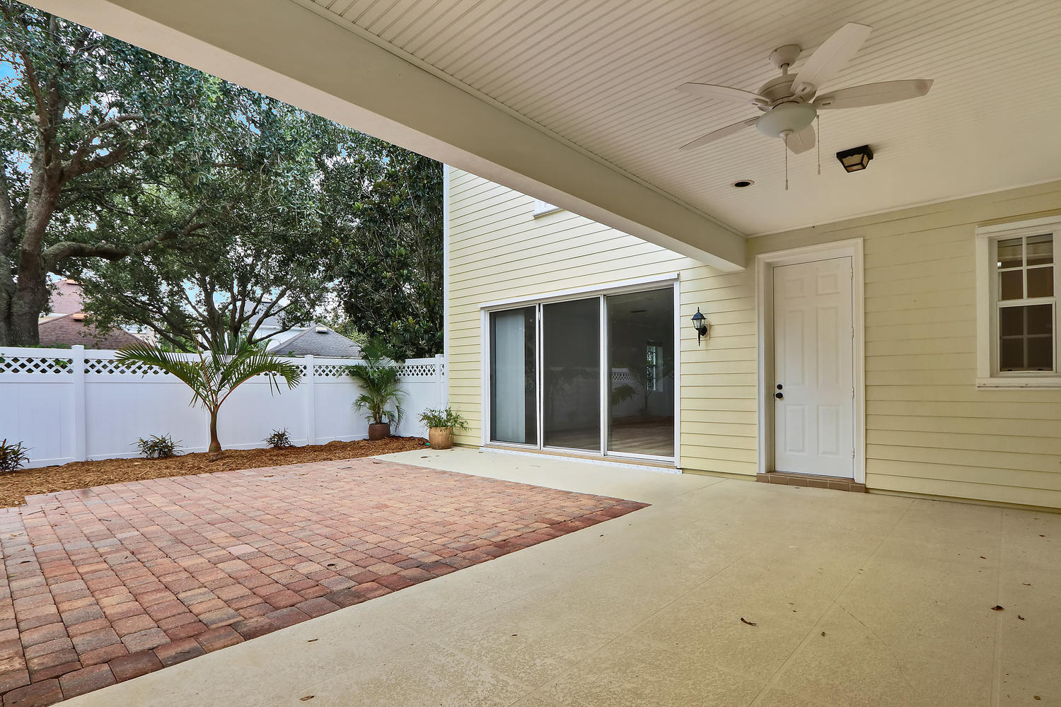 Island at Abacoa - Residential Lease