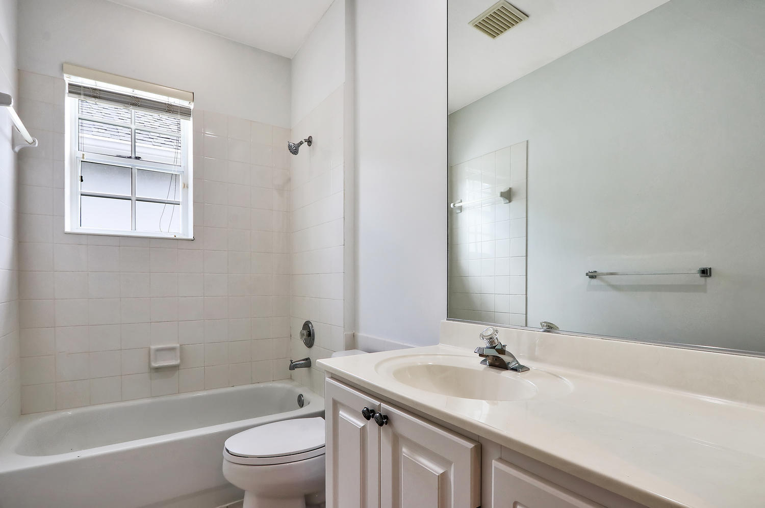 Island at Abacoa - Residential Lease