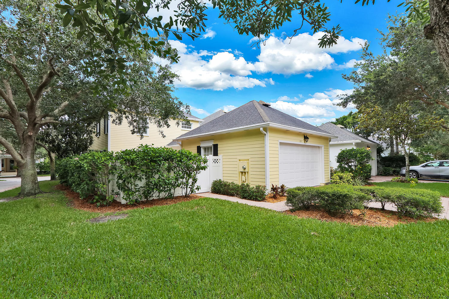 Island at Abacoa - Residential Lease