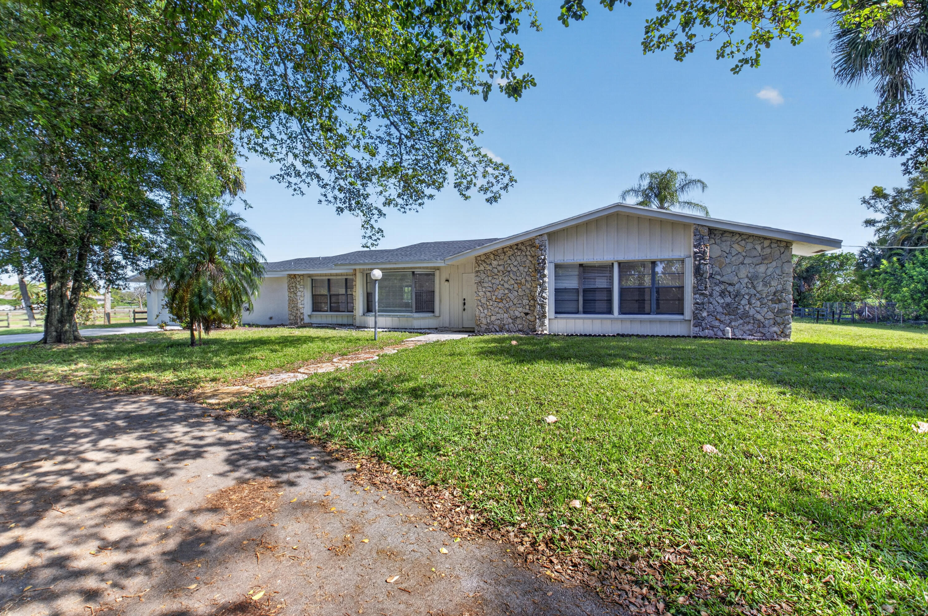 TIERRA DEL REY - Residential