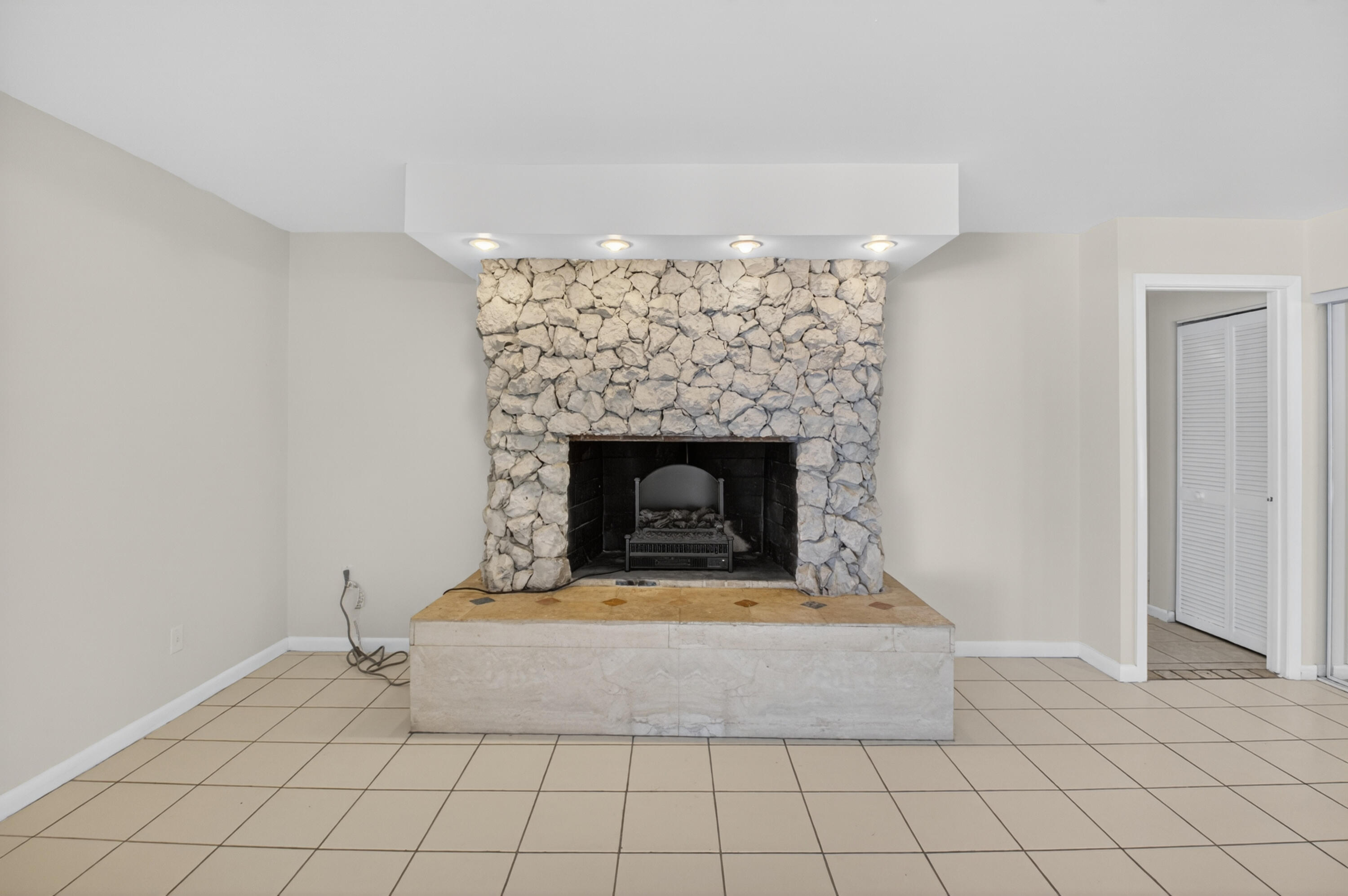 TIERRA DEL REY - Residential