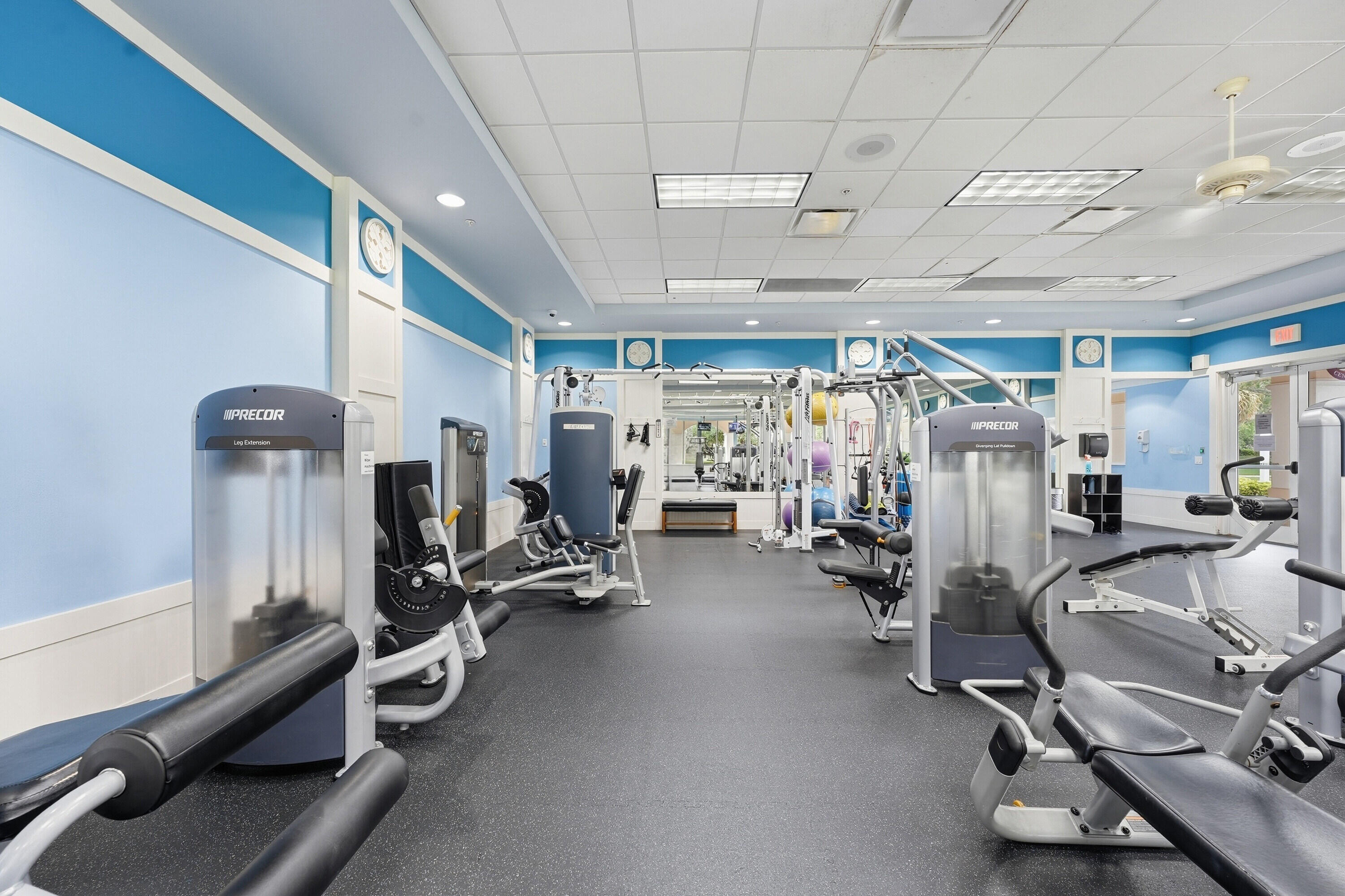 VILLAGEWALK OF WELLINGTON 3 - Residential