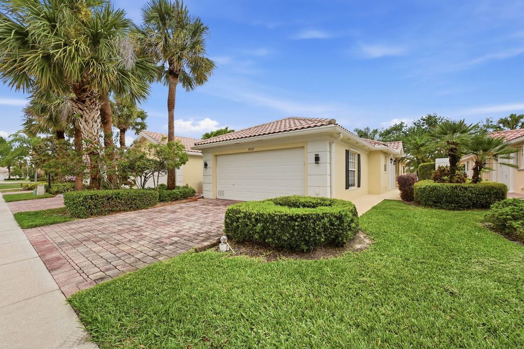 Photo of 8137 Montserrat Place, Wellington, FL 33414 (MLS # B26013697)