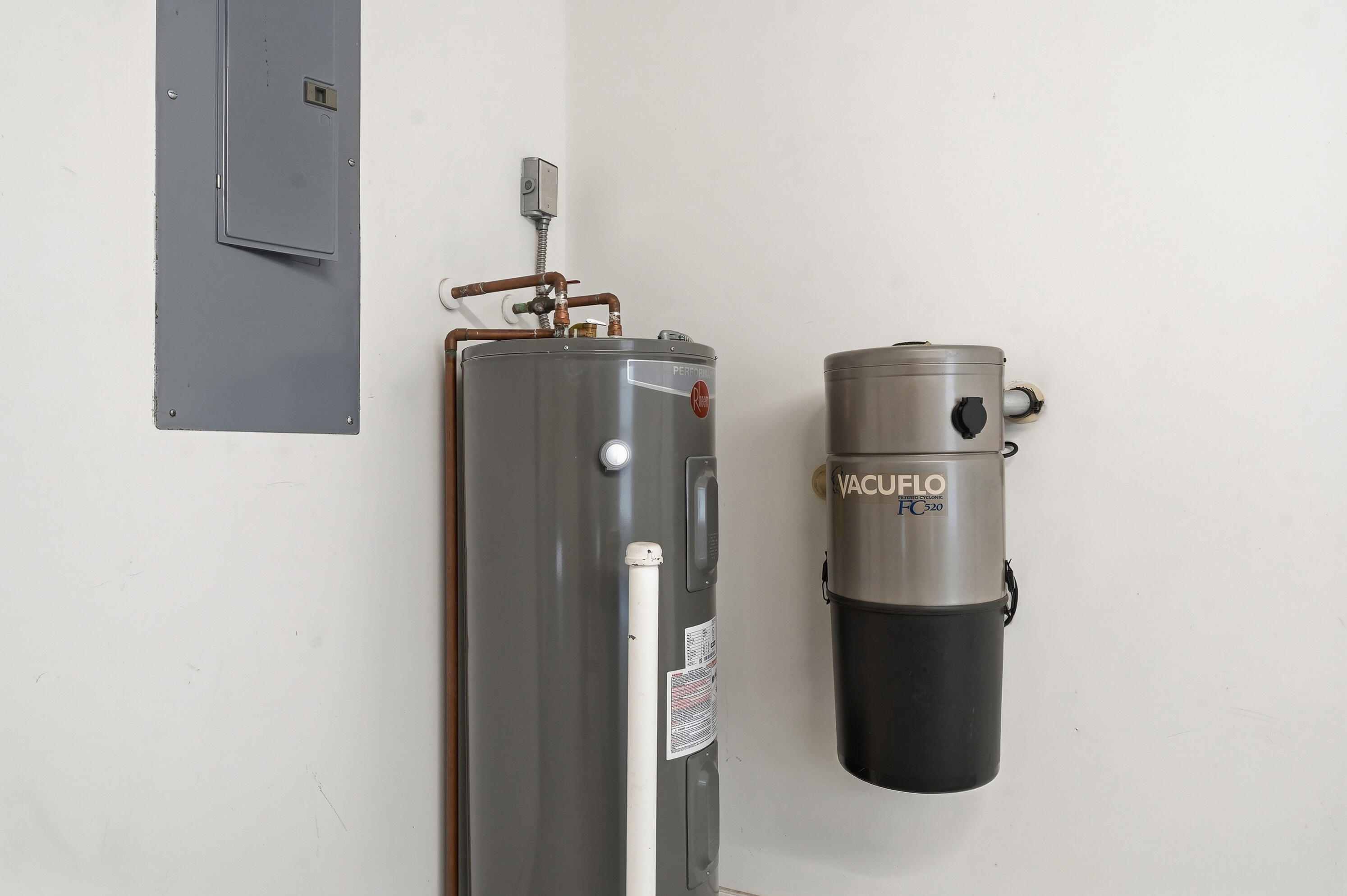 VILLAGEWALK OF WELLINGTON 3 - Residential