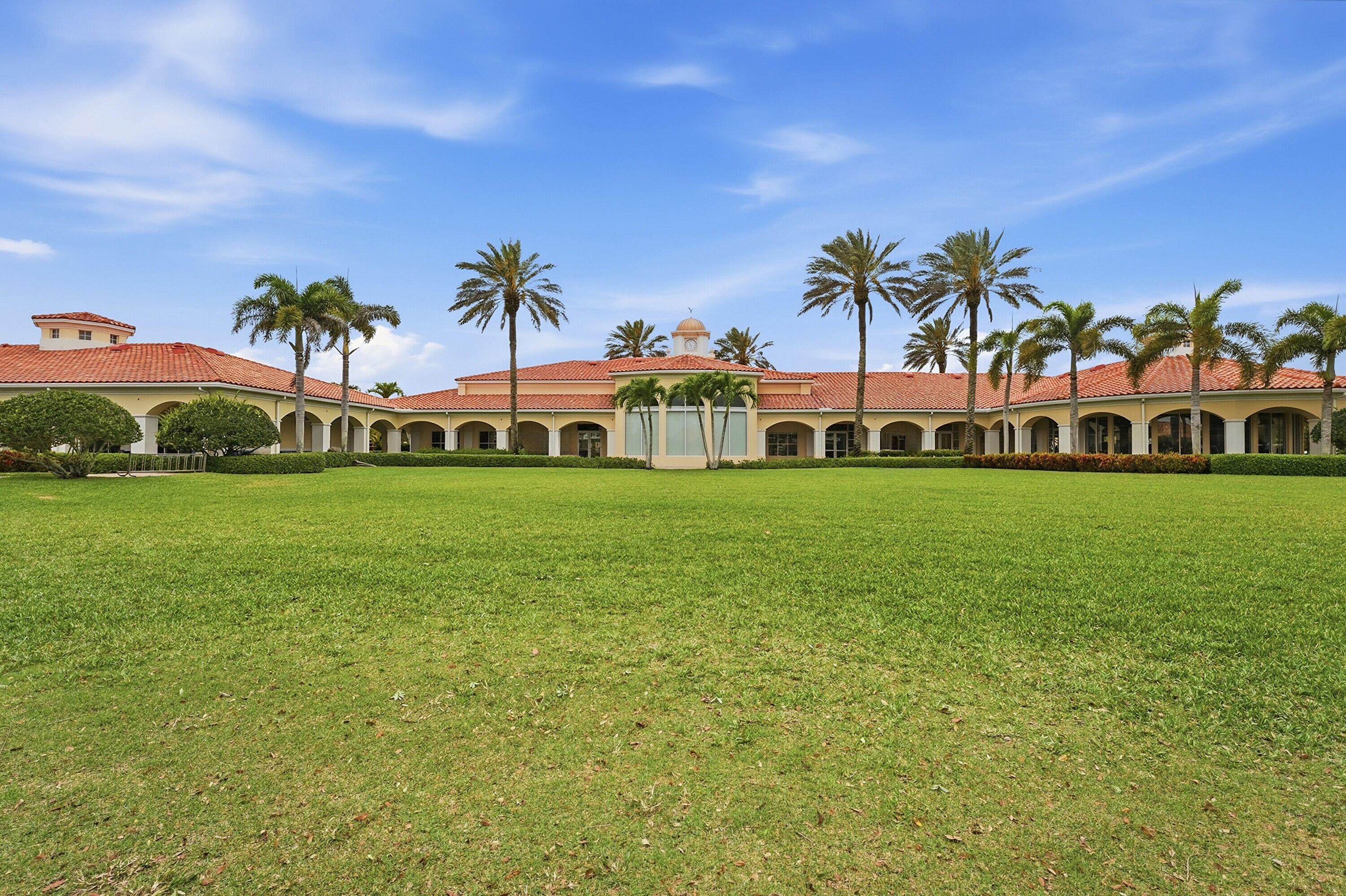 VILLAGEWALK OF WELLINGTON 3 - Residential