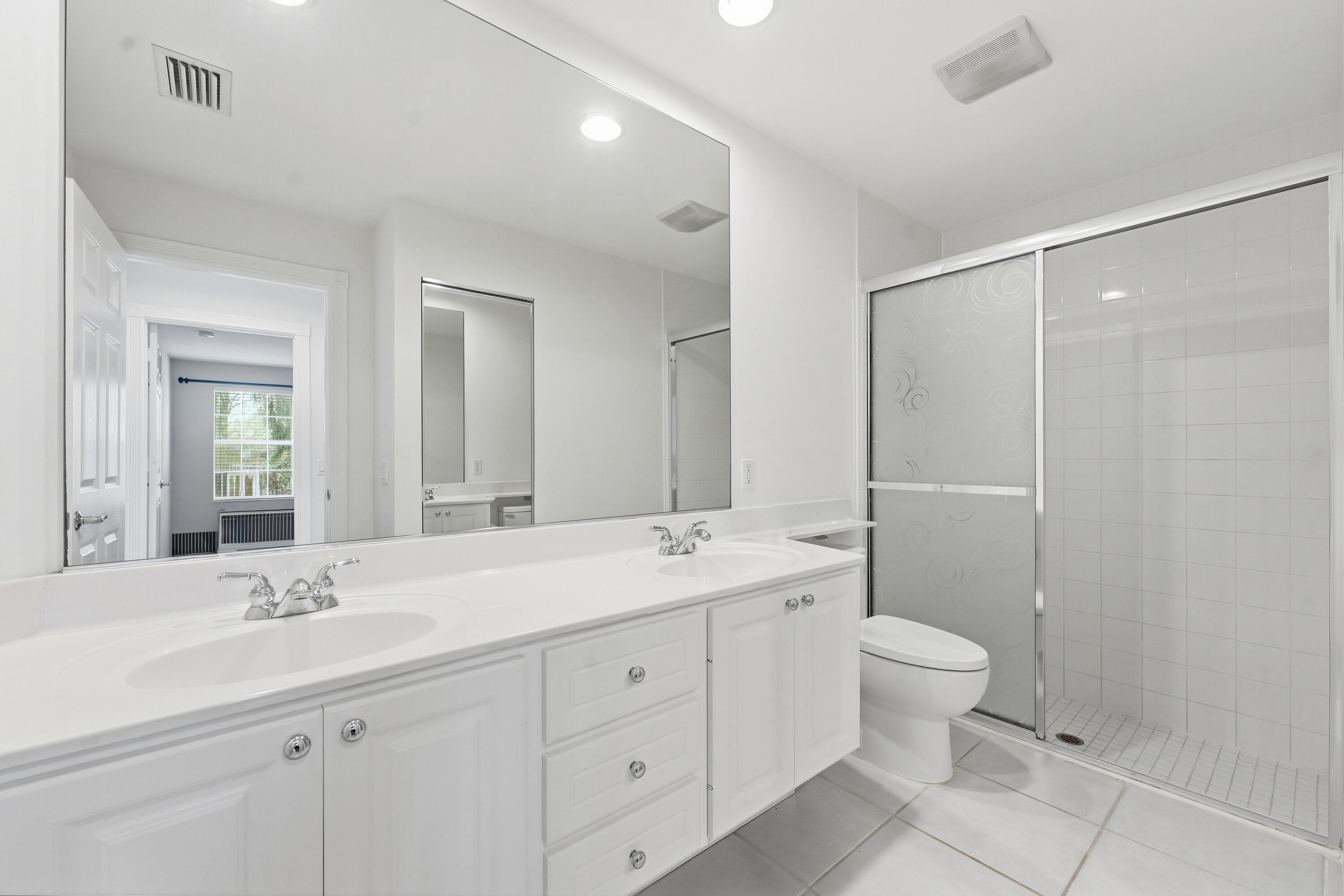 VILLAGEWALK OF WELLINGTON 3 - Residential