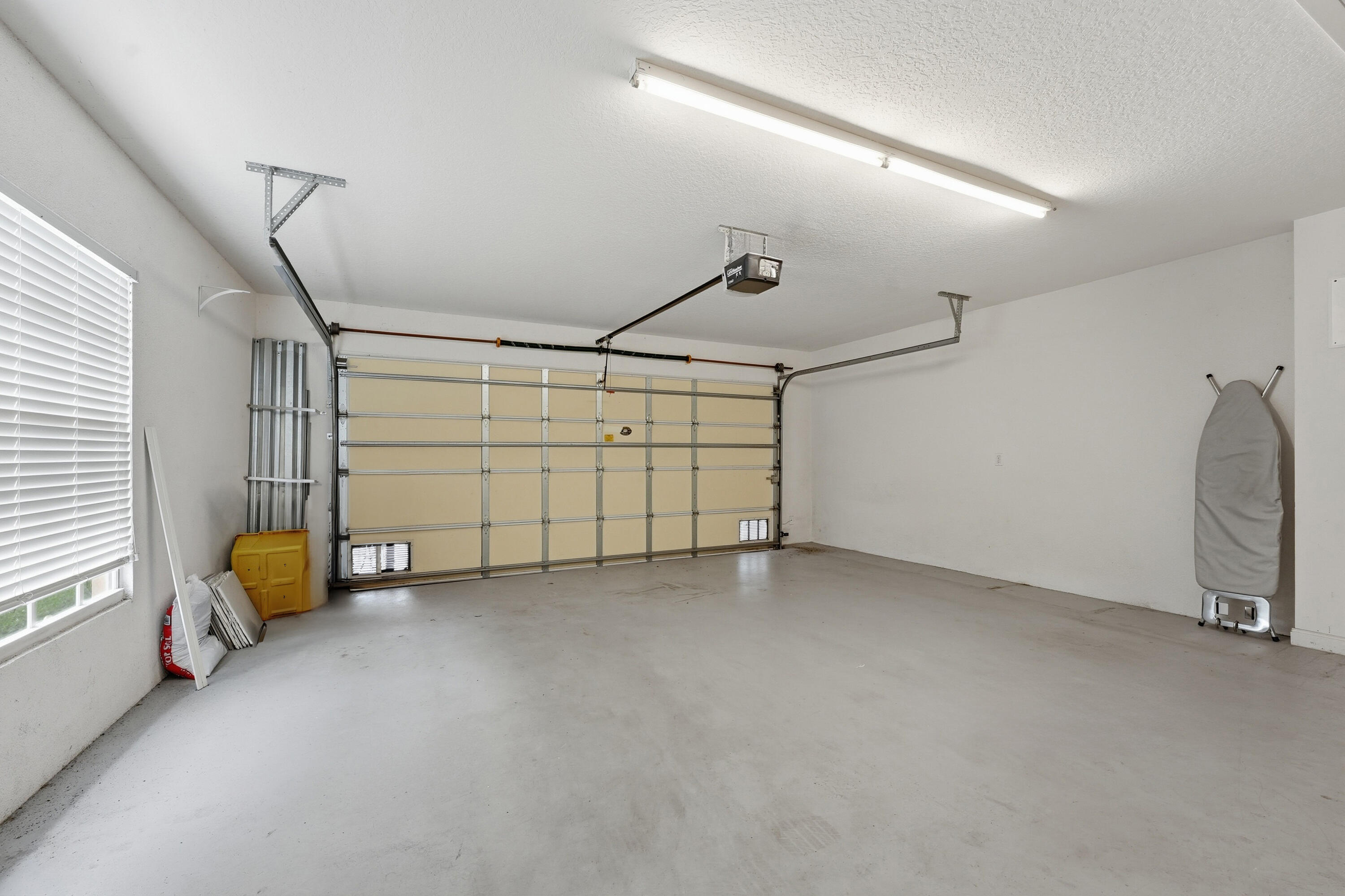 VILLAGEWALK OF WELLINGTON 3 - Residential