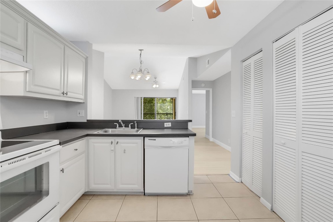 Grand Marquis - Residential