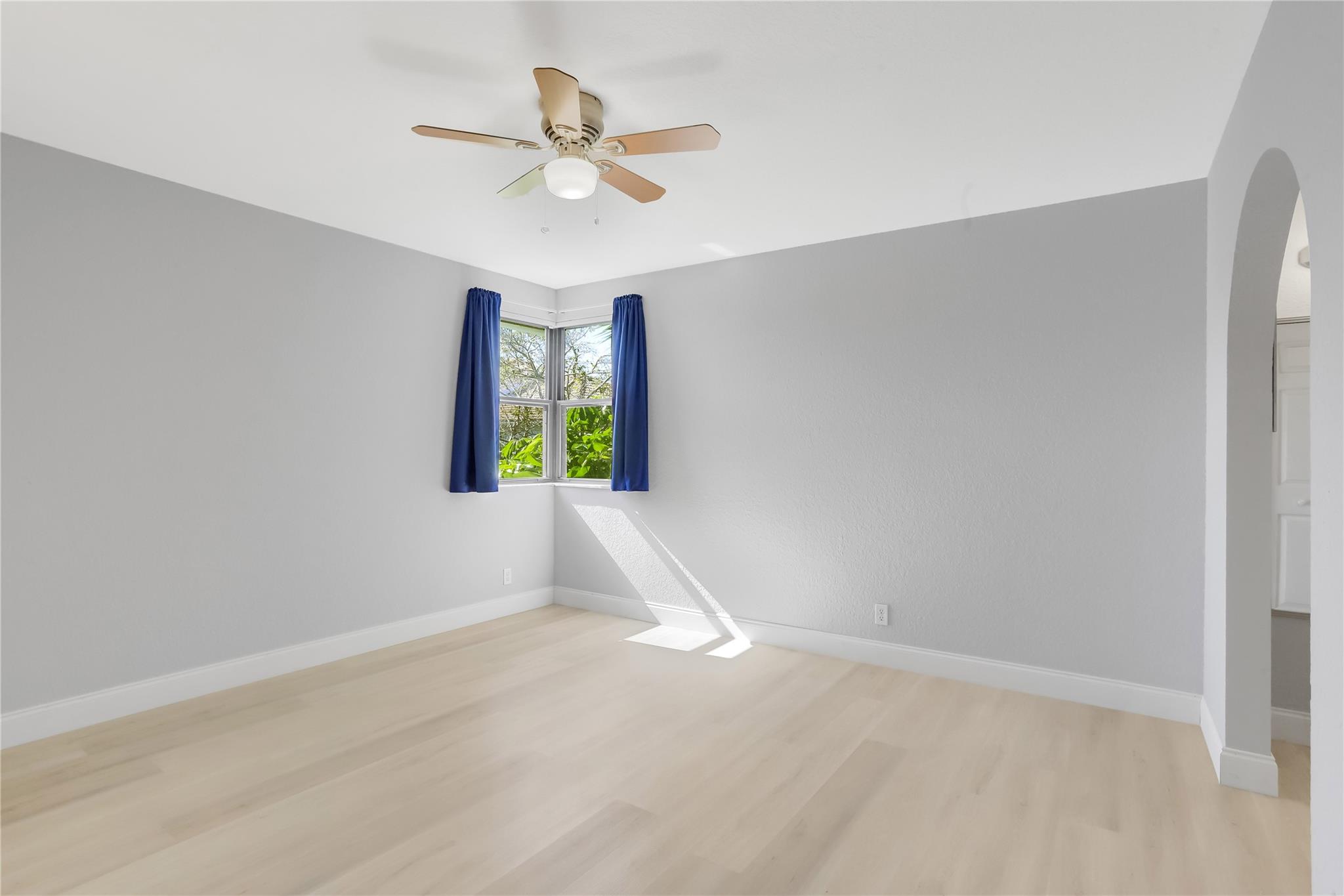 Grand Marquis - Residential