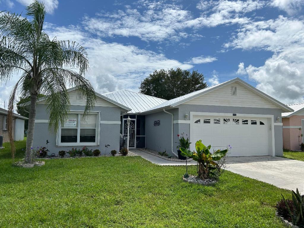 SPANISH LAKES FAIRWAYS NE PHASE - Residential
