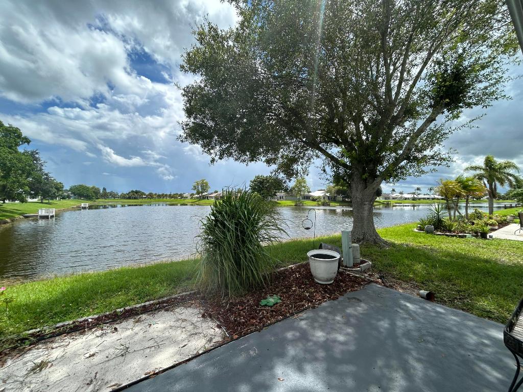 SPANISH LAKES FAIRWAYS NE PHASE - Residential