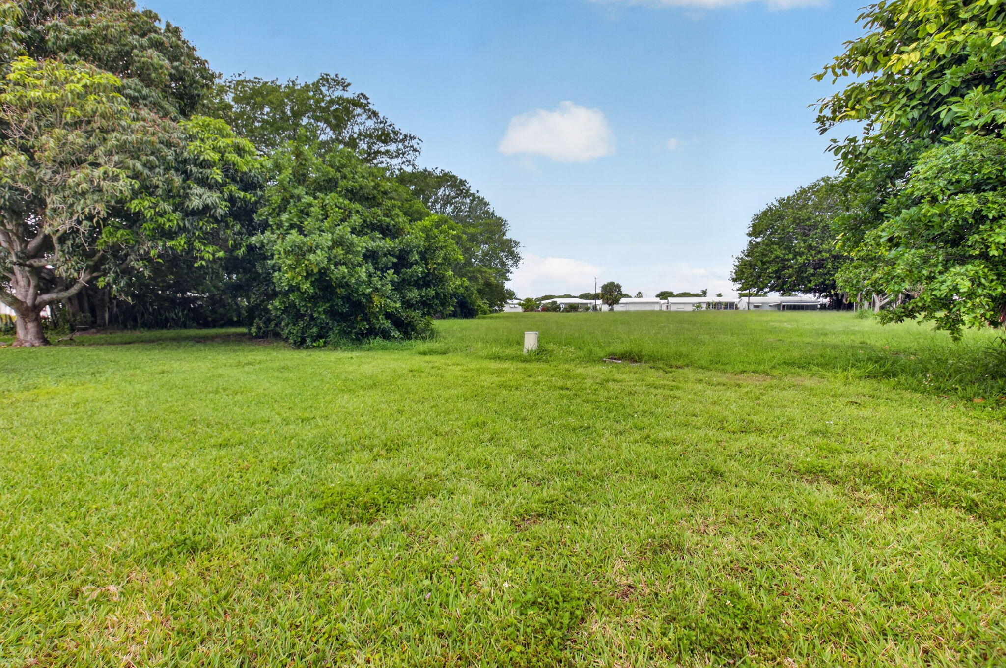 PALM BEACH LEISUREVILLE REPLAT - Residential