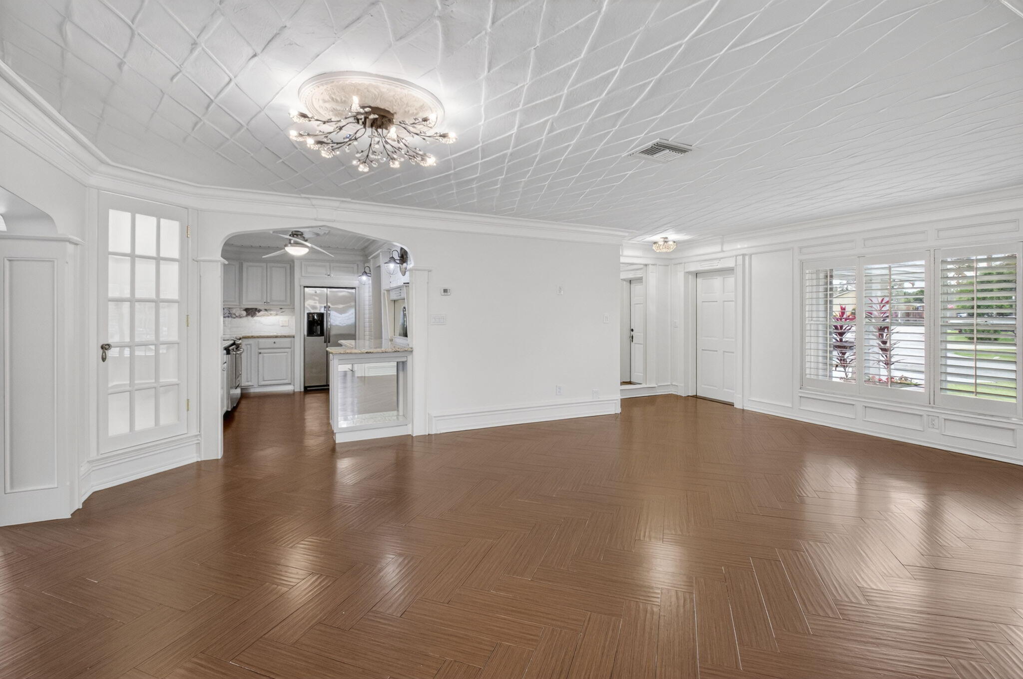 PALM BEACH LEISUREVILLE REPLAT - Residential