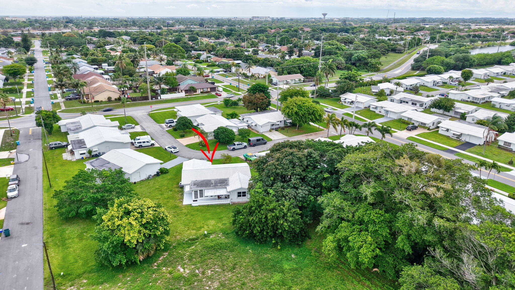 PALM BEACH LEISUREVILLE REPLAT - Residential