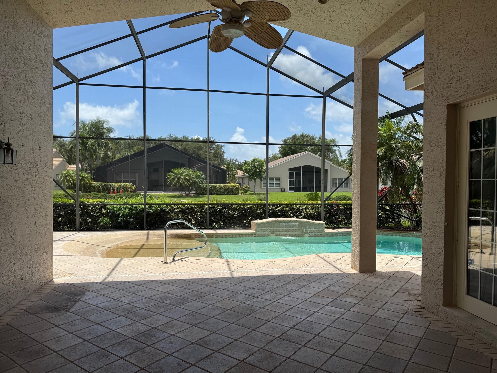 7113 Francisco Bend Dr