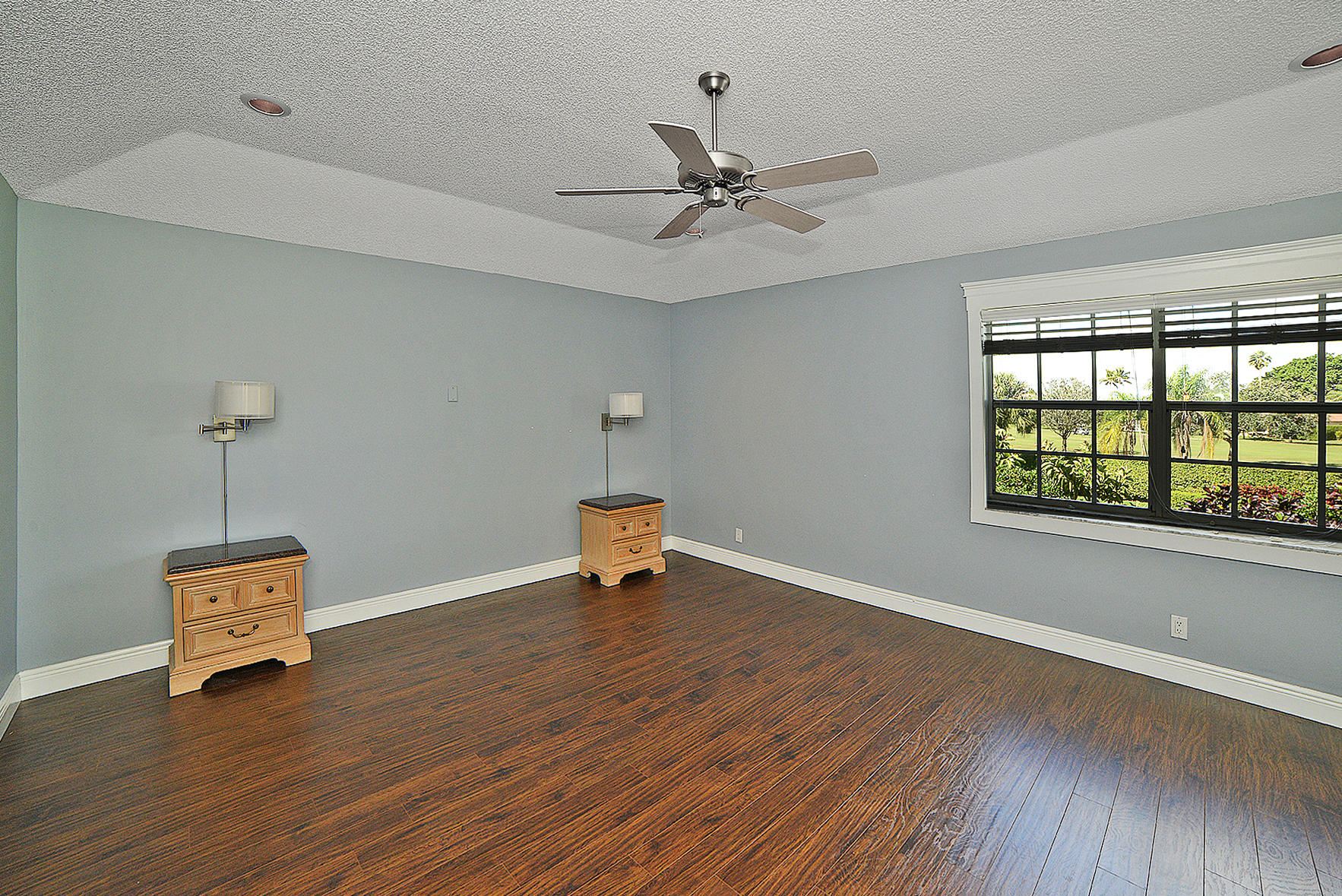 BRIARWOOD AT INDIAN SPRINGS CONDO - Residential