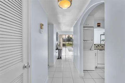 4278 Este Dr Unit 104, Lake Worth, FL MLS: F10499843