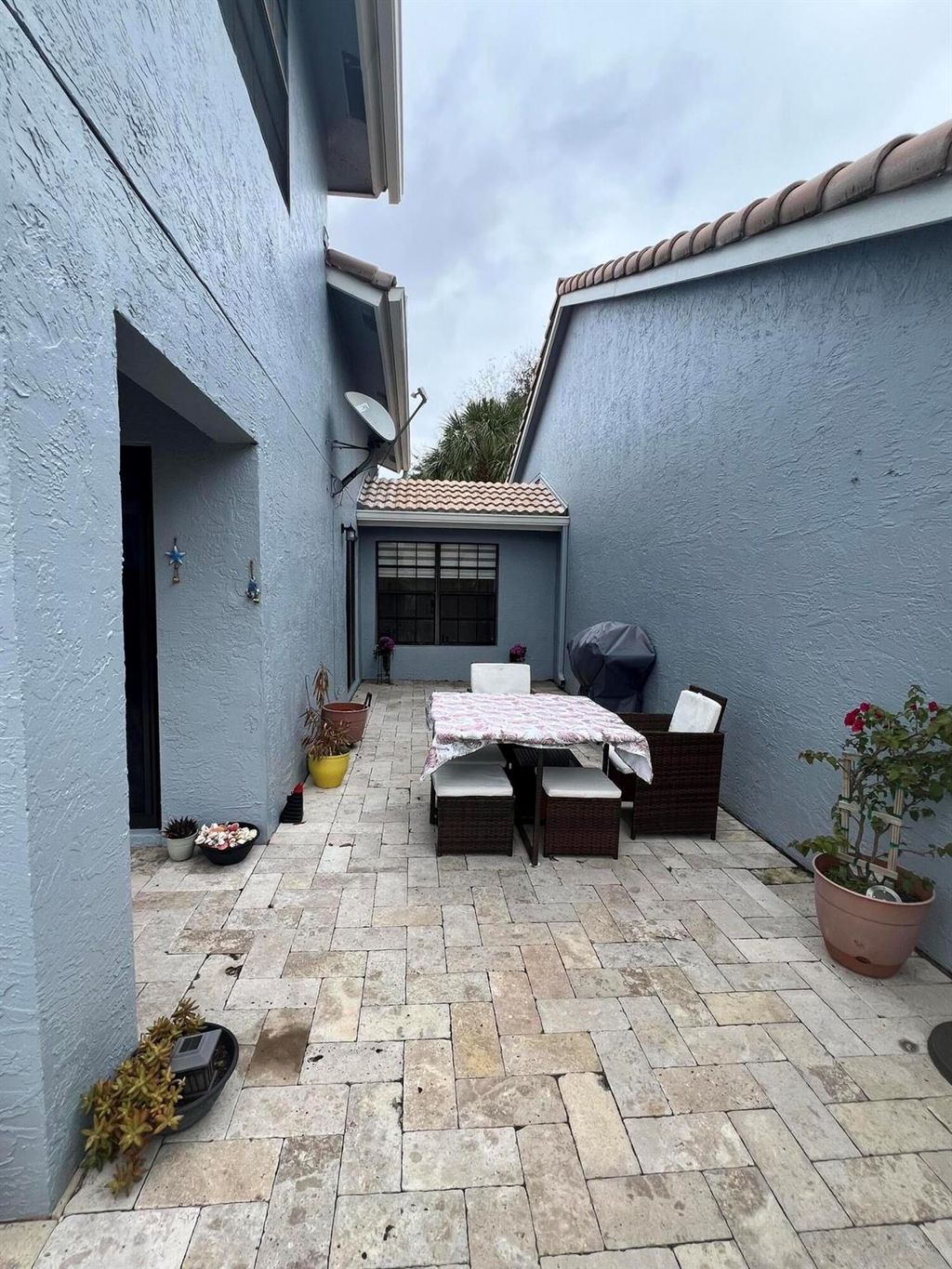 listing image 42